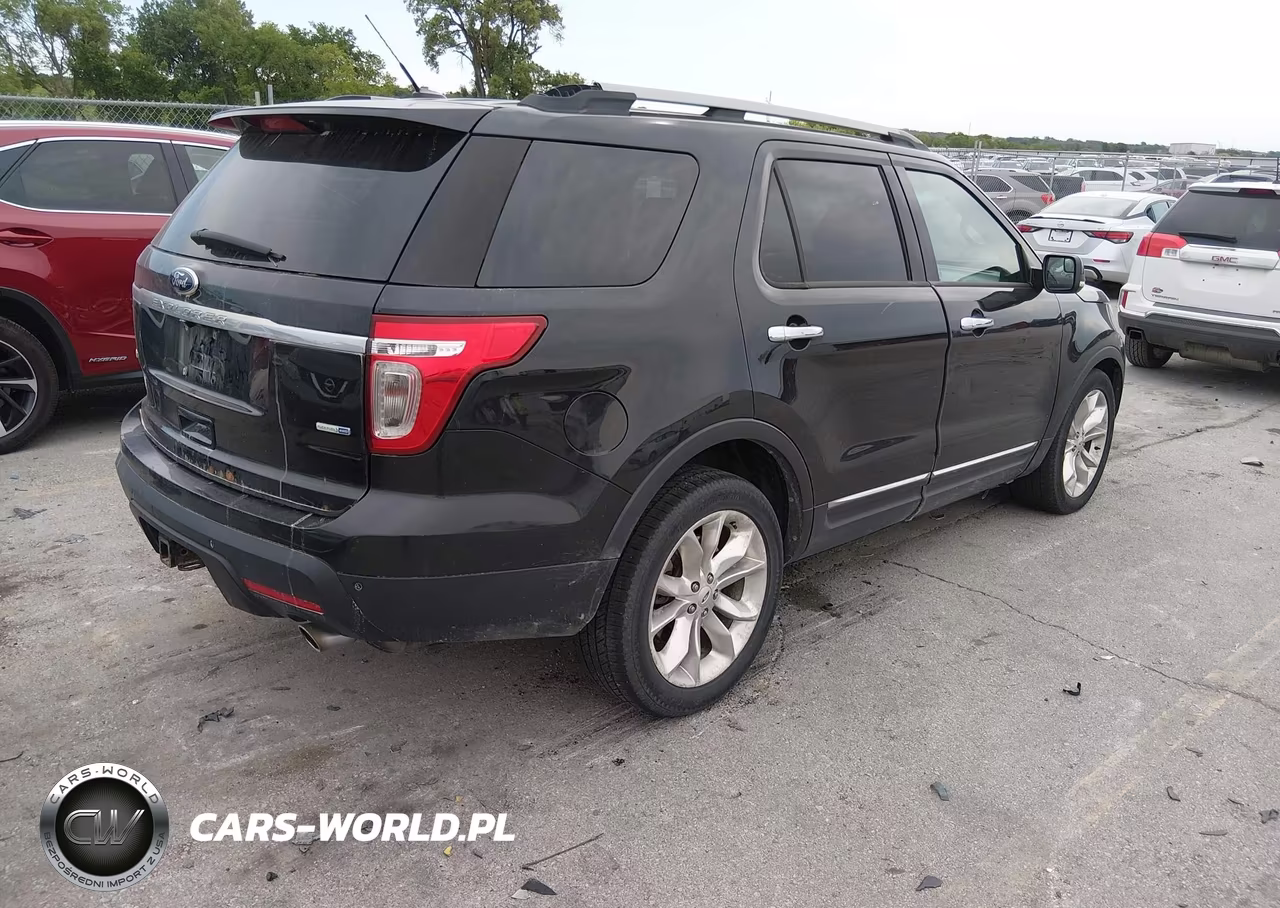 2013 Ford Explorer Xlt VIN:1FM5K8D85DGB92314 - 4