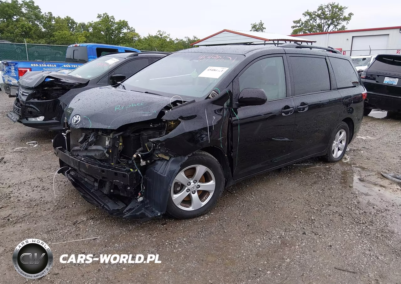 2017 Toyota Sienna Le 8 Passenger VIN:5TDKZ3DC9HS820316 - 2