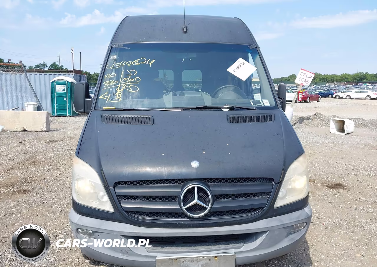2011 Mercedes-Benz Sprinter 2500 High Roof VIN:WDZPE8CC1B5579882 - 12