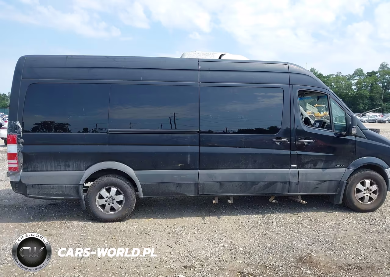 2011 Mercedes-Benz Sprinter 2500 High Roof VIN:WDZPE8CC1B5579882 - 13