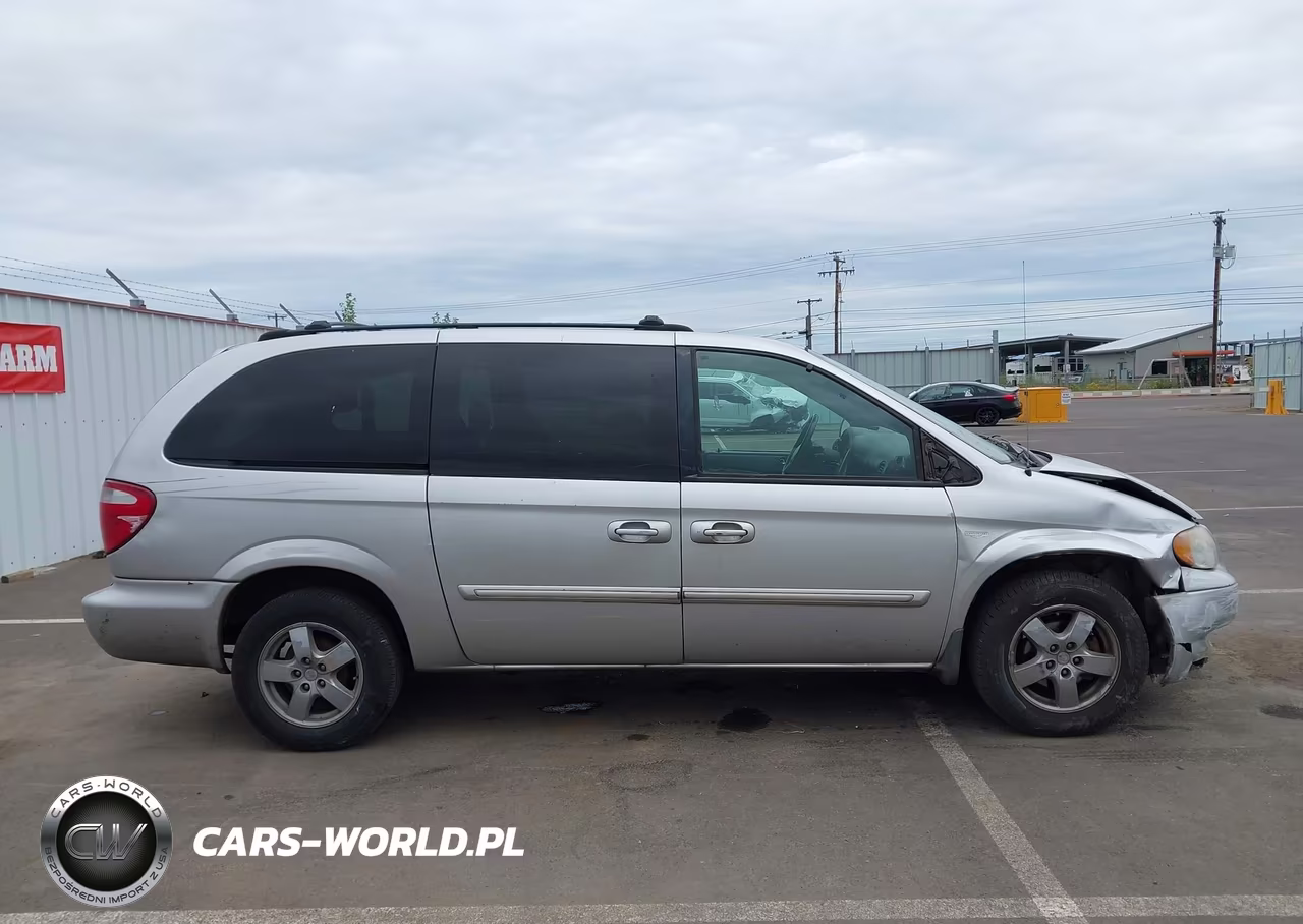 2004 Dodge Grand Caravan VIN:1D4GP24RX4B575301 - 13