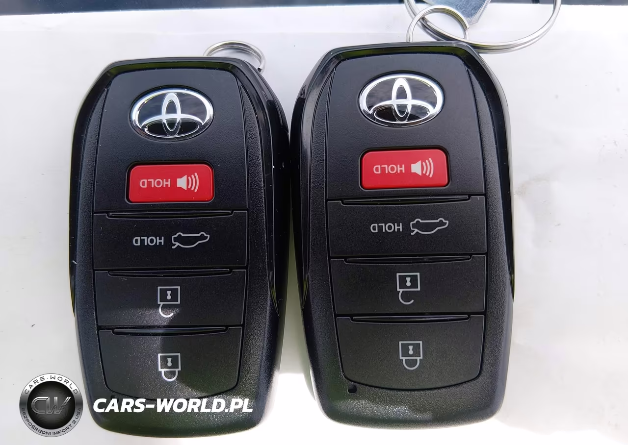2026 Toyota Corolla Le VIN:5YFB4MDEXTP391226 - 11