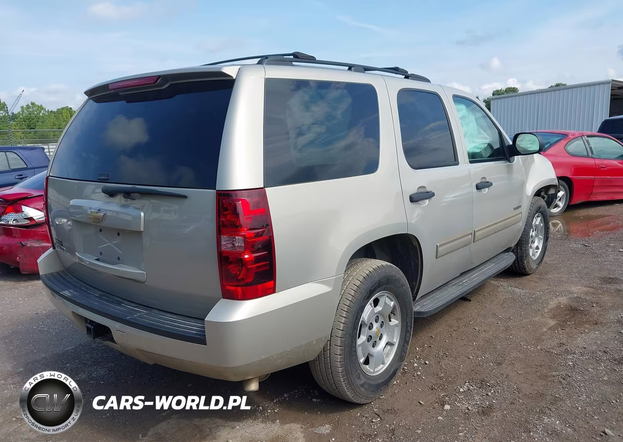 2009 Chevrolet Tahoe Ls VIN:1GNFC13C29R297740 - 4