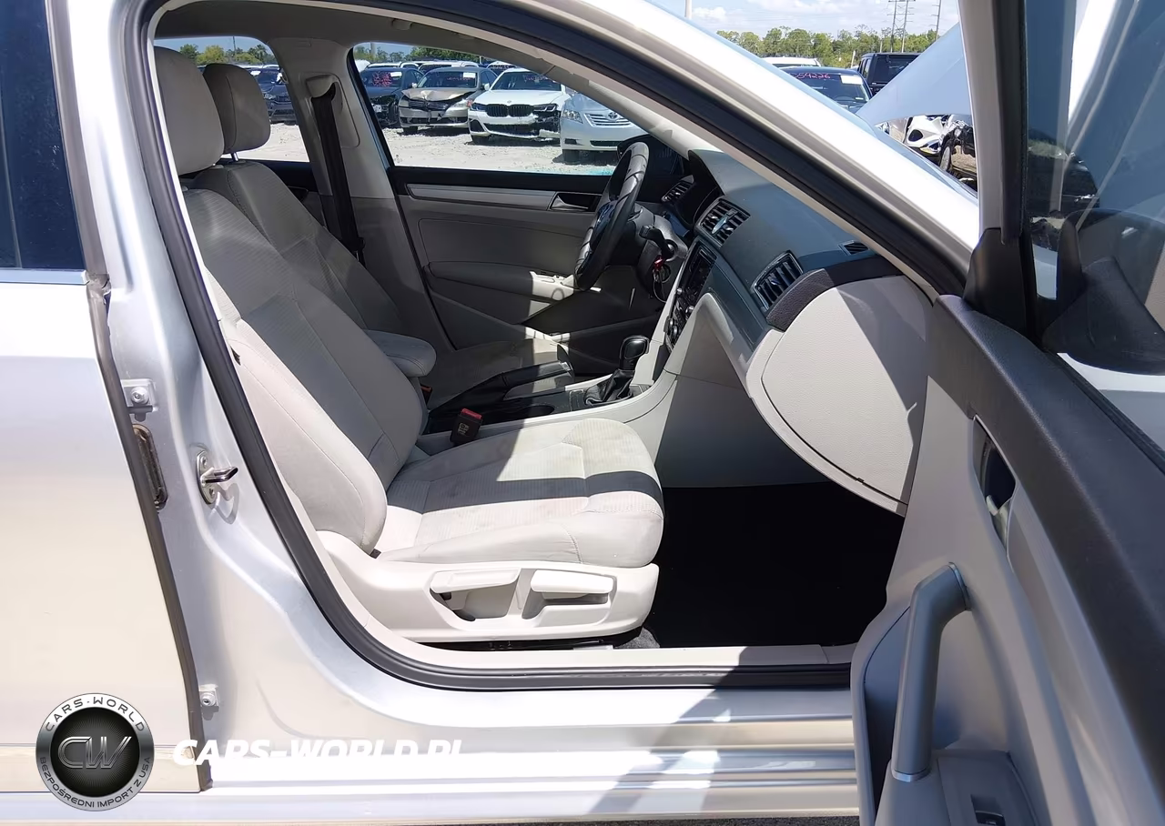 2017 Volkswagen Passat 1.8T S VIN:1VWAT7A39HC043692 - 5