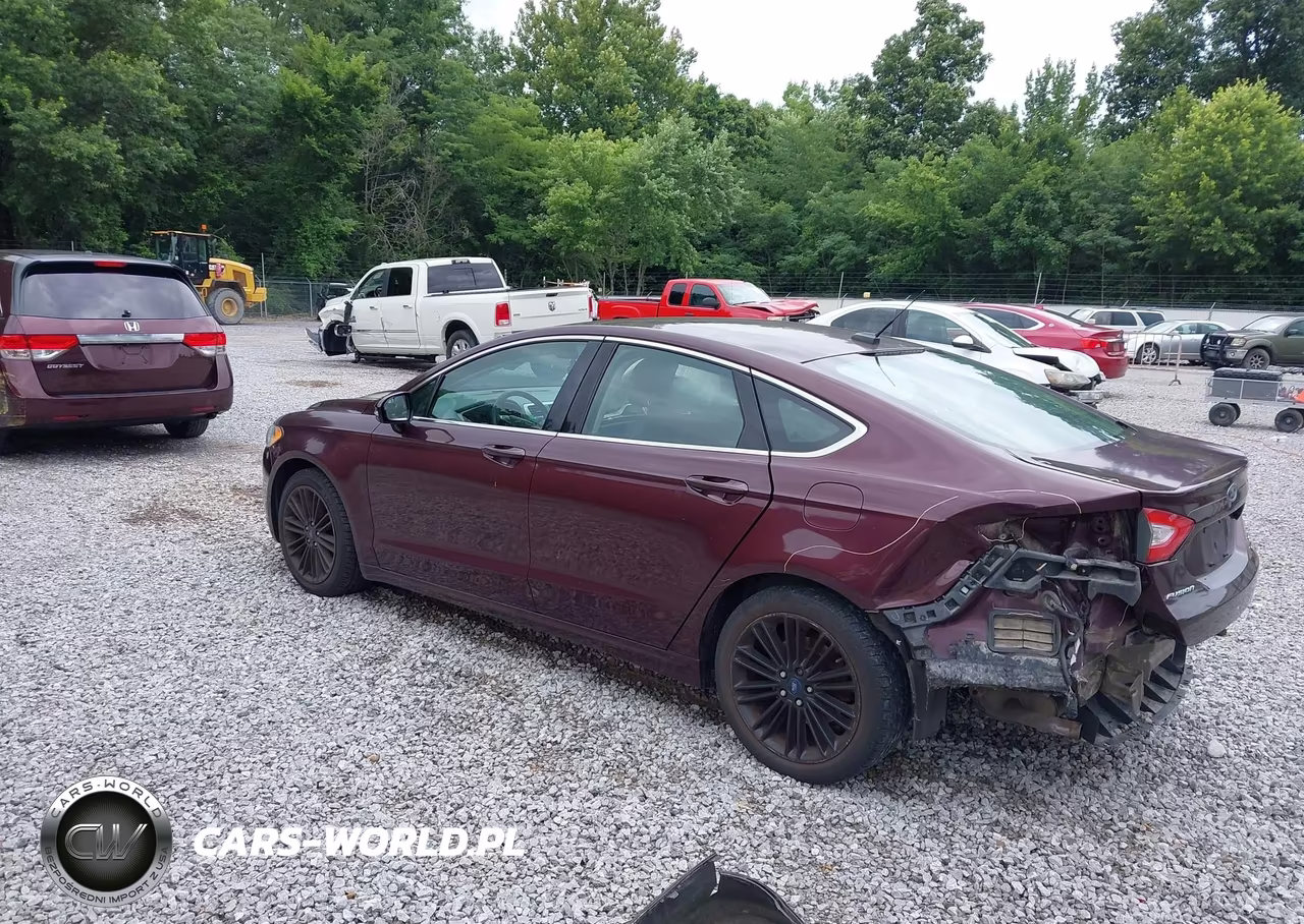2013 Ford Fusion Se VIN:3FA6P0H96DR292435 - 3