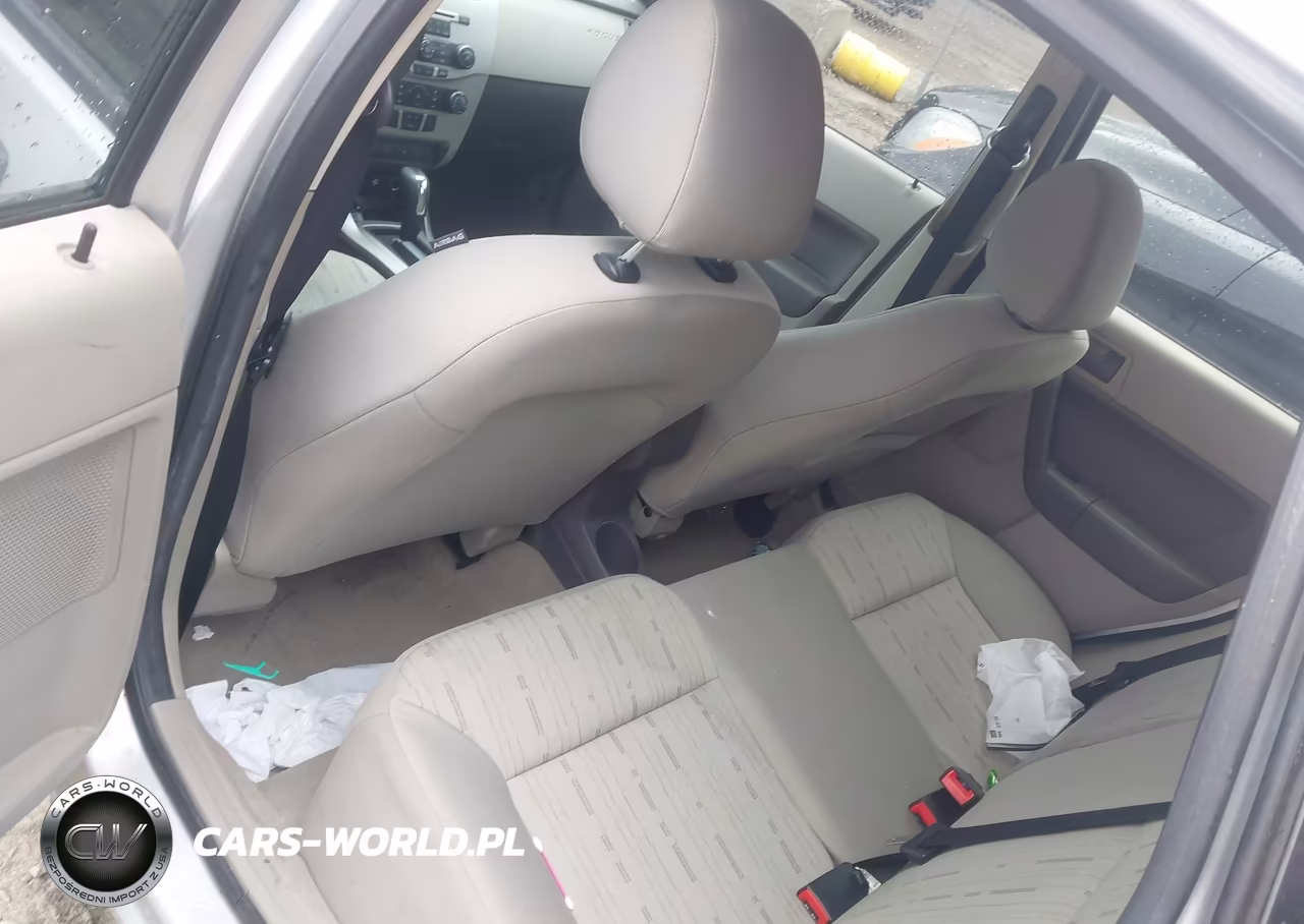 2010 Ford Focus Se VIN:1FAHP3FN8AW204150 - 8