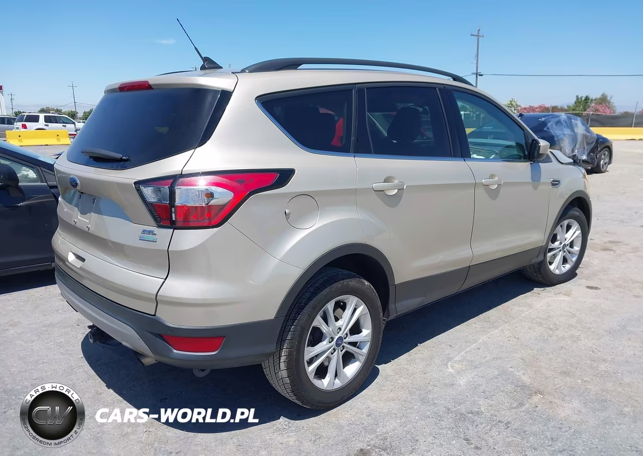 2018 Ford Escape Sel VIN:1FMCU0HD3JUC76817 - 4