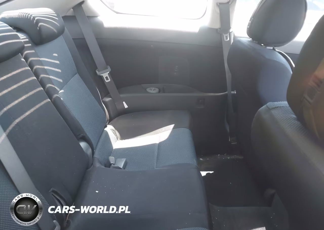 2007 Scion Tc VIN:JTKDE177770154364 - 8