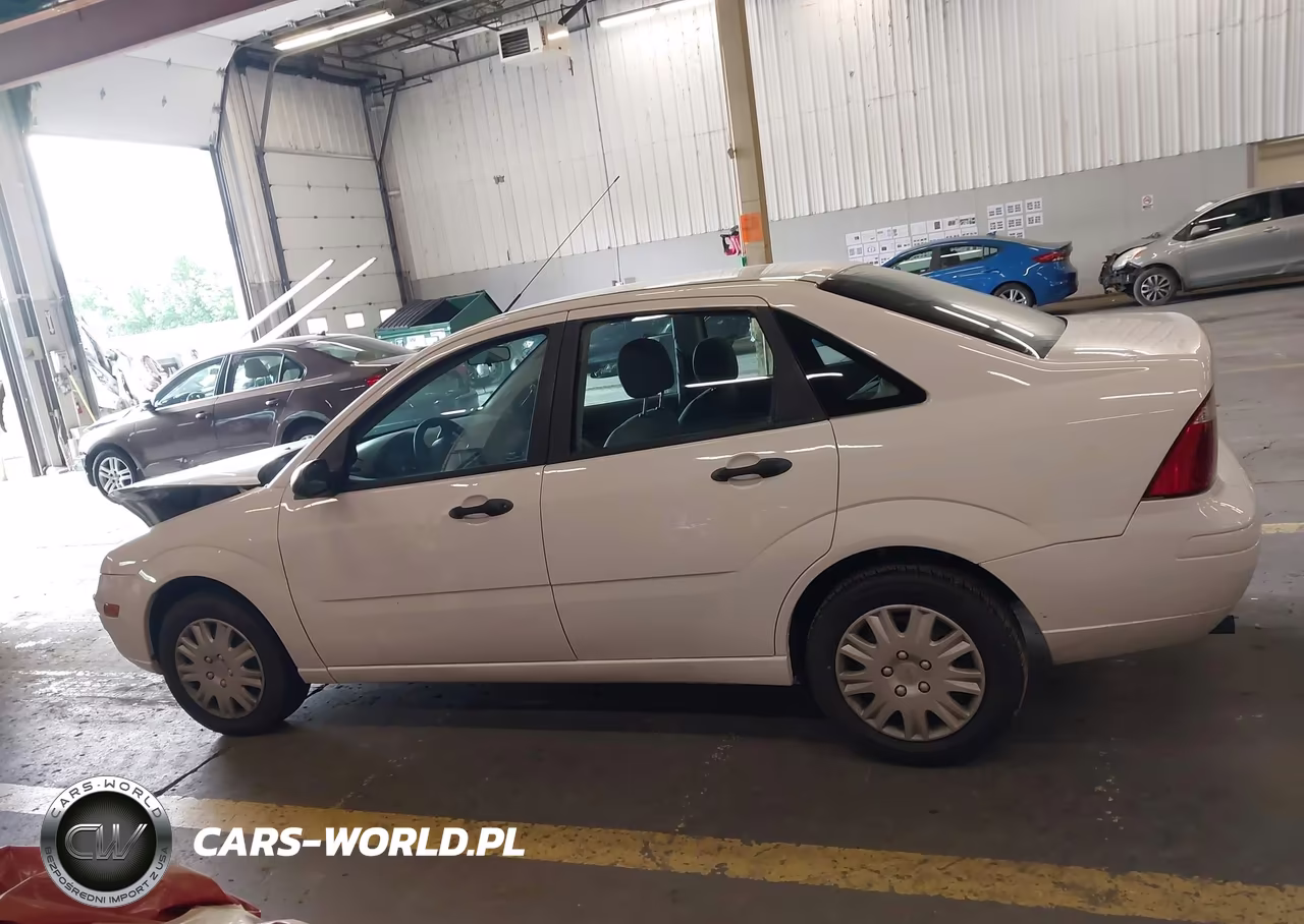 2005 Ford Focus Zx4 VIN:1FAFP34NX5W250501 - 14