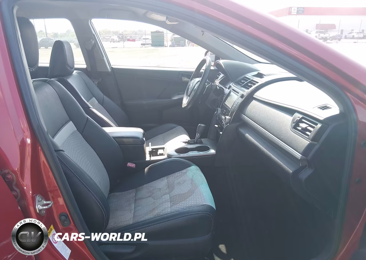 2014 Toyota Camry Se VIN:4T1BF1FK3EU834930 - 5