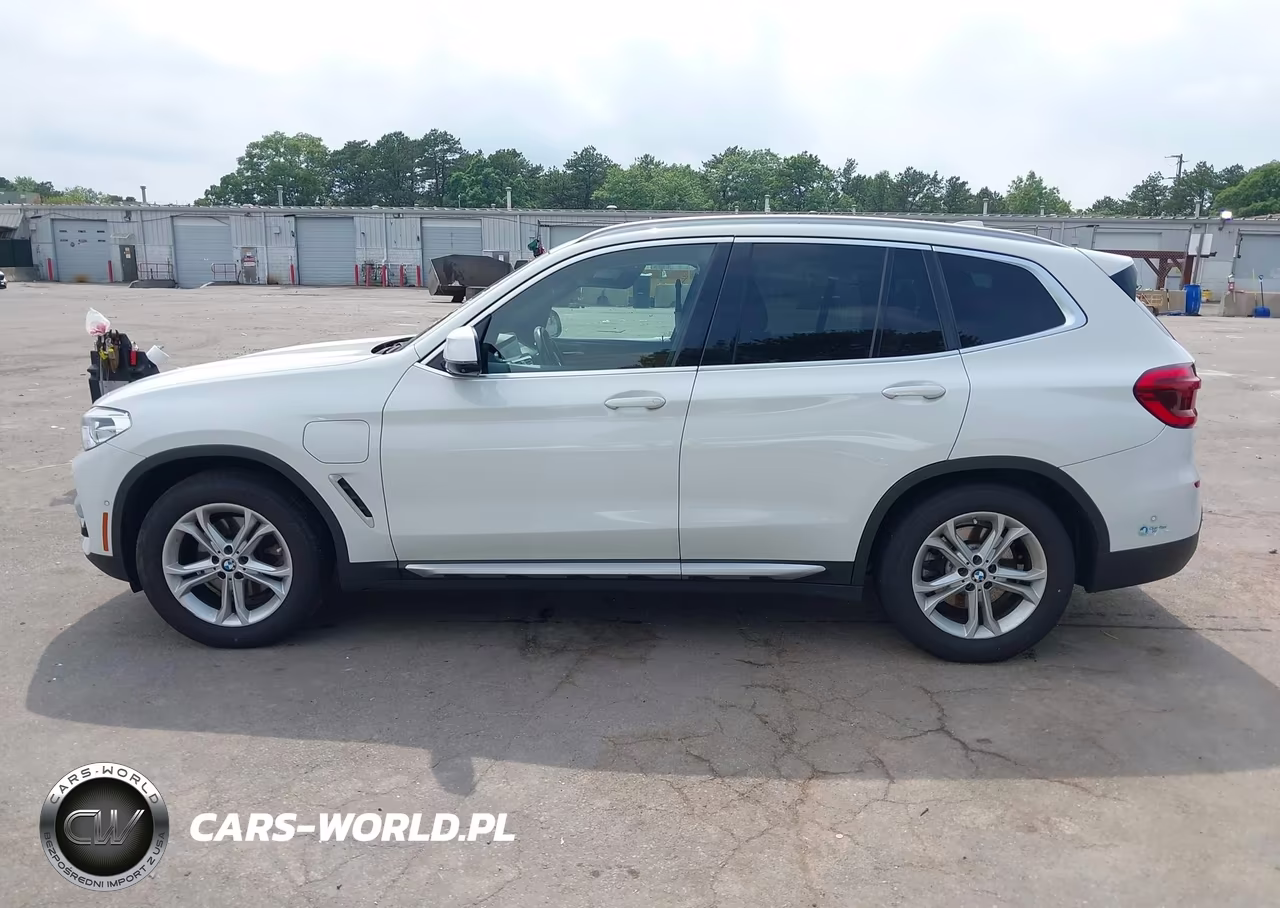 2021 BMW X3 Phev xDrive30E VIN:5UXTS1C00M9H70341 - 14