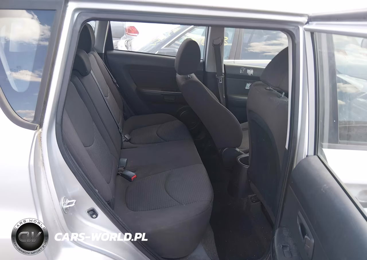 2011 Kia Soul VIN:KNDJT2A1XB7714792 - 8