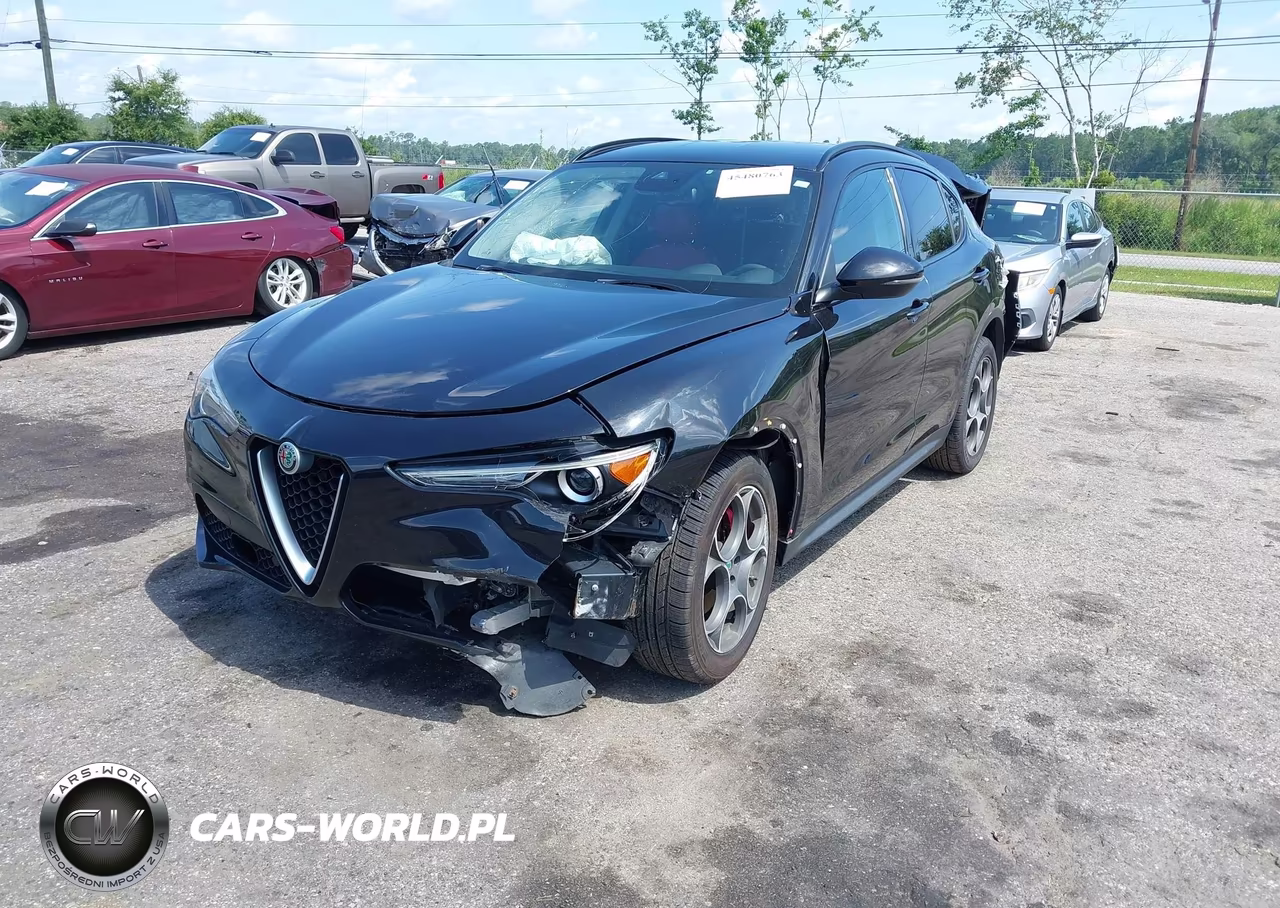 2018 Alfa Romeo Stelvio Sport Awd VIN:ZASFAKPN1J7B91075 - 2