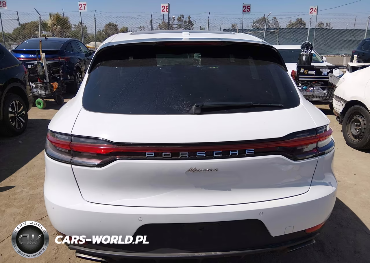 2021 Porsche Macan VIN:WP1AA2A55MLB13744 - 17