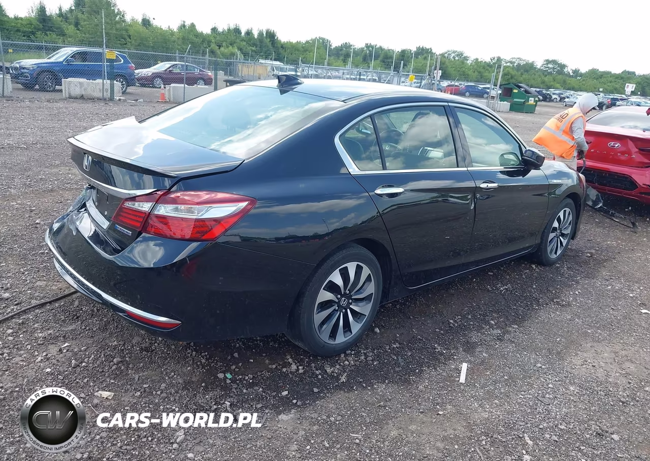 2017 Honda Accord Hybrid Ex-L VIN:JHMCR6F55HC028667 - 4