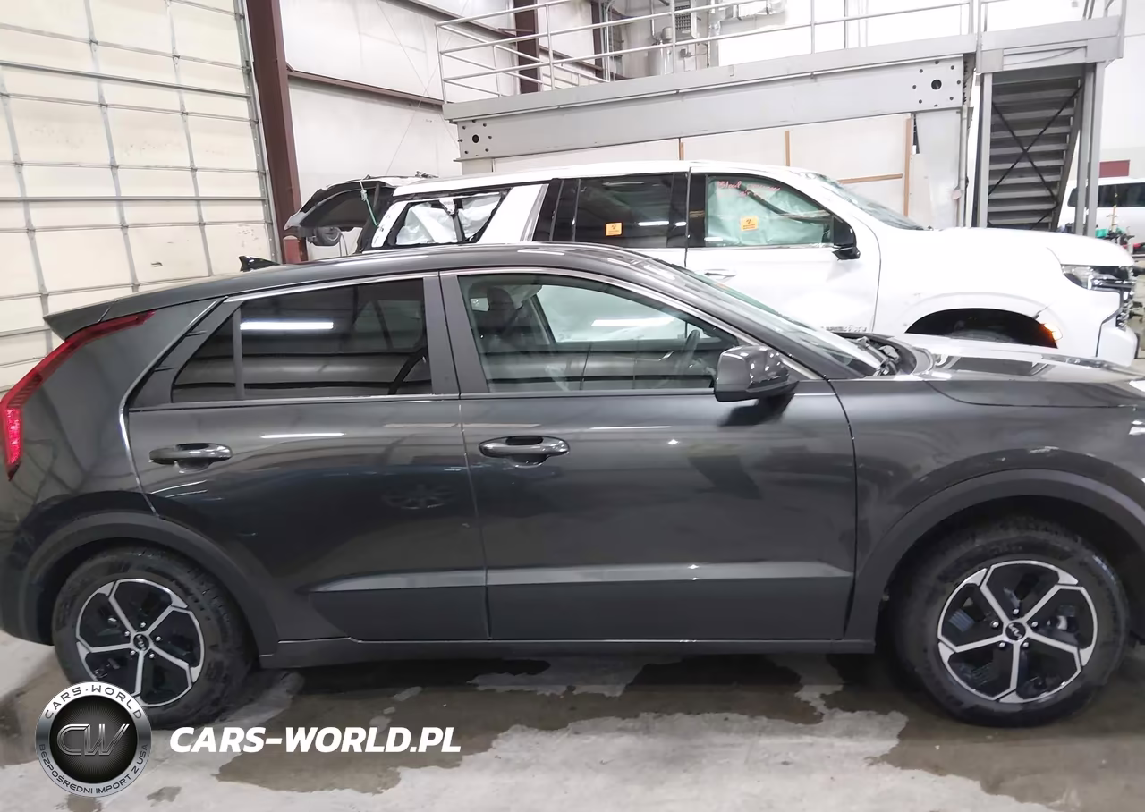 2024 Kia Niro Lx VIN:KNDCP3LE6R5165648 - 13