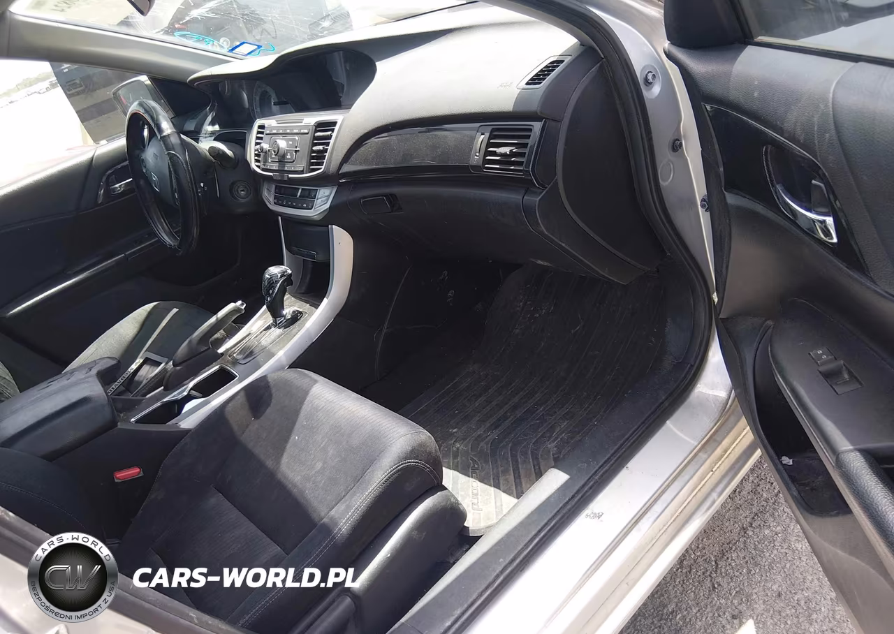 2015 Honda Accord Sport VIN:1HGCR2F5XFA129160 - 5