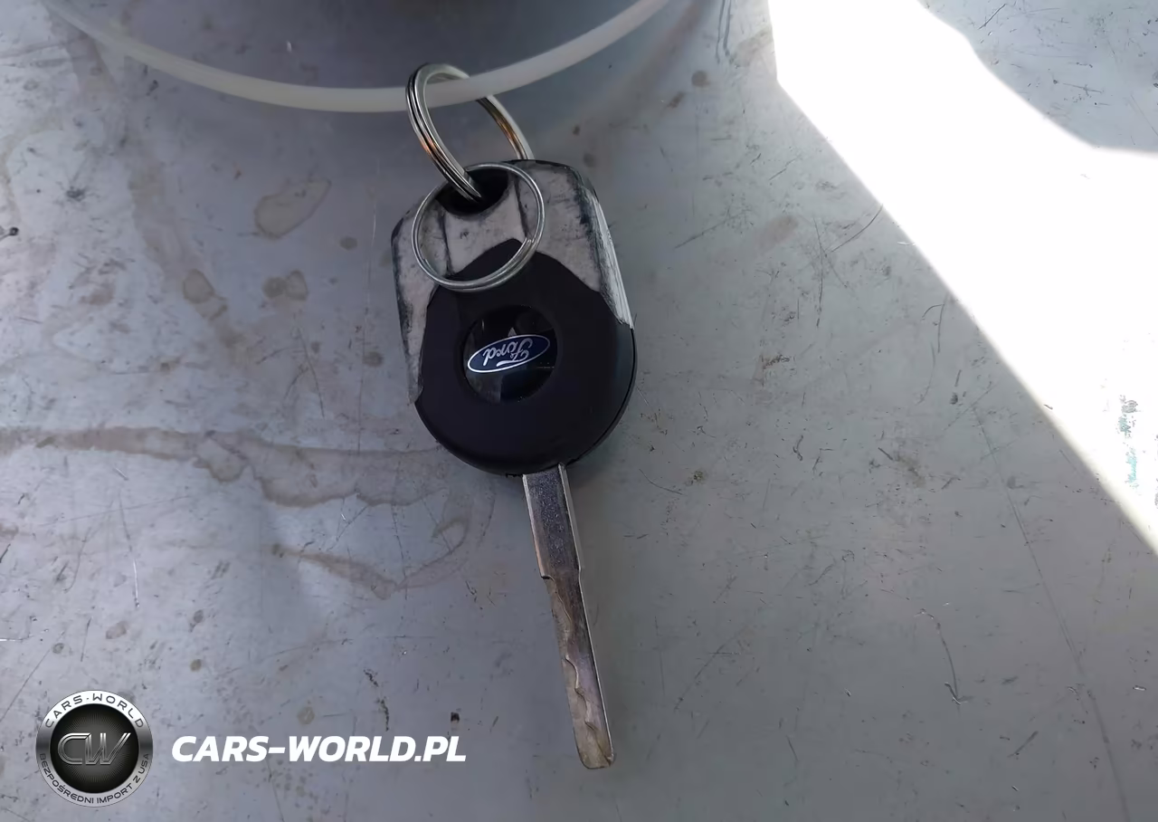 2019 Ford Transit-250 VIN:1FTYR1YM0KKB70842 - 11