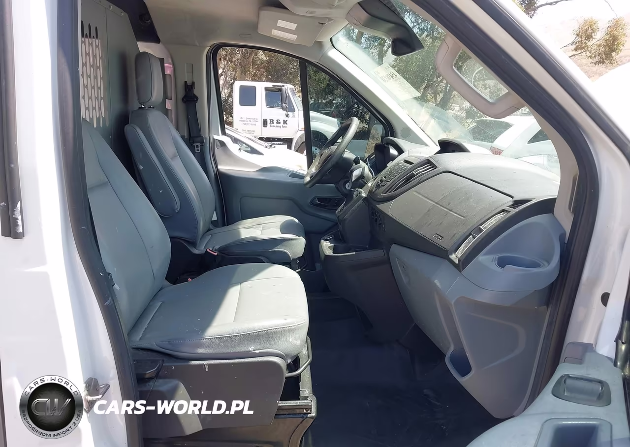 2019 Ford Transit-250 VIN:1FTYR1YM0KKB70842 - 5