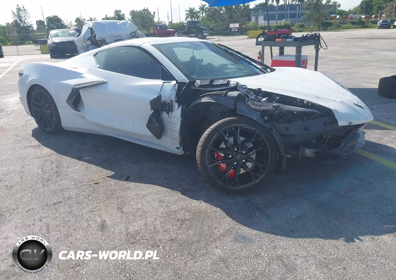 2025 Chevrolet Corvette Stingray Rwd 1Lt – zdjęcie 1 z 17