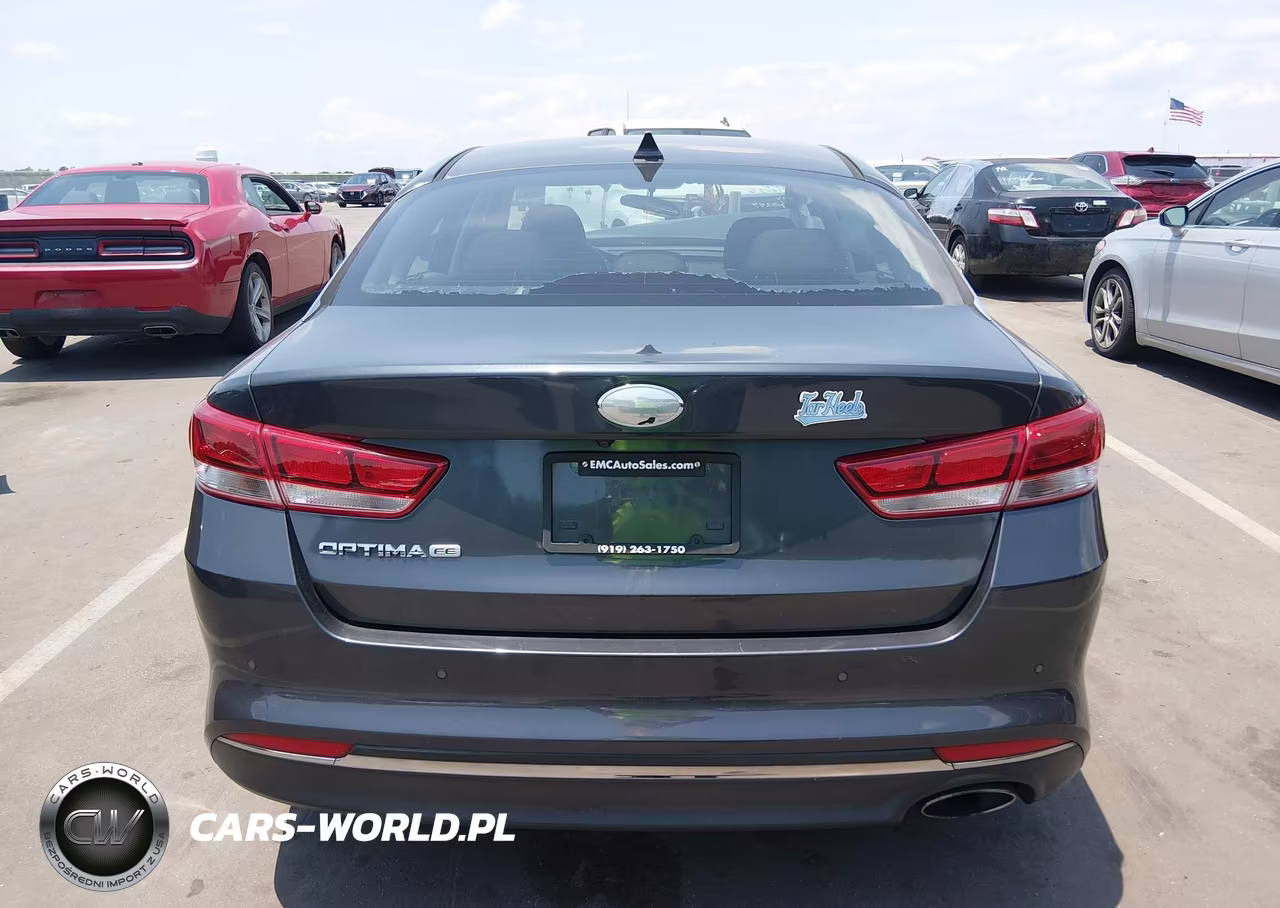 2018 Kia Optima Lx VIN:KNAGT4L38J5220247 - 17