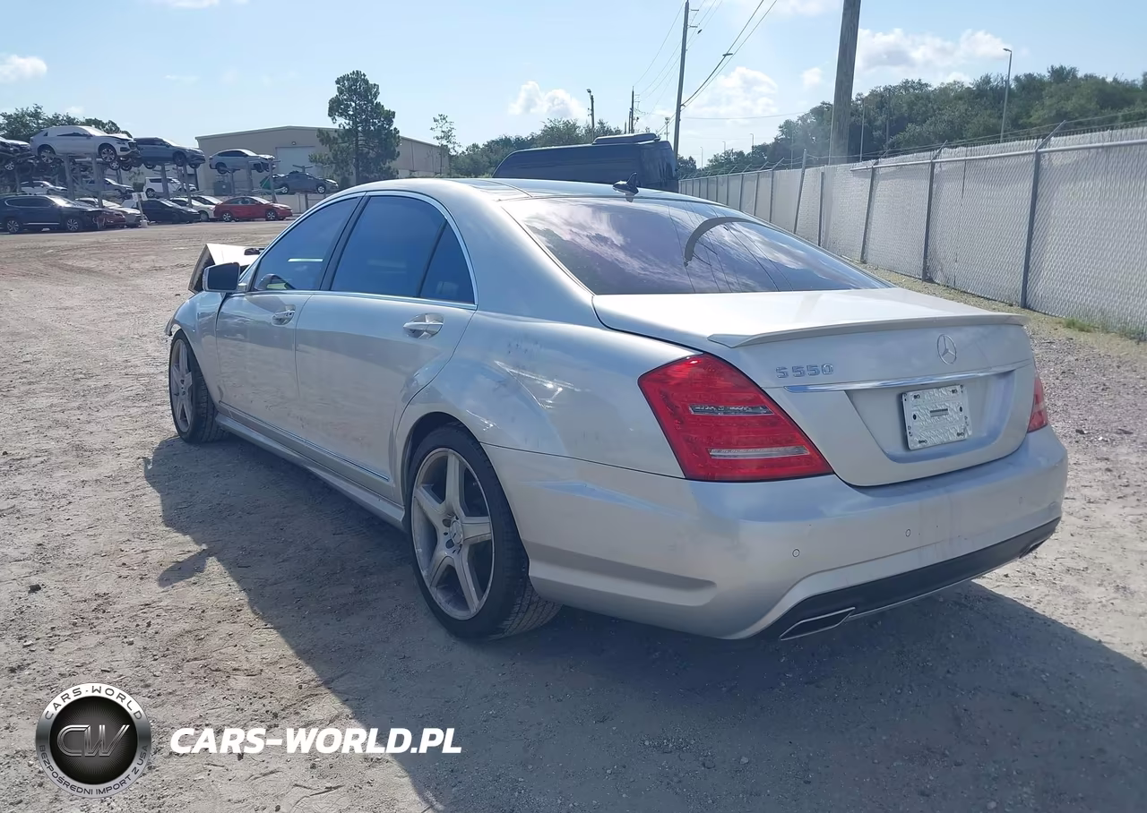 2013 Mercedes-Benz S 550 VIN:WDDNG7DB7DA533782 - 3