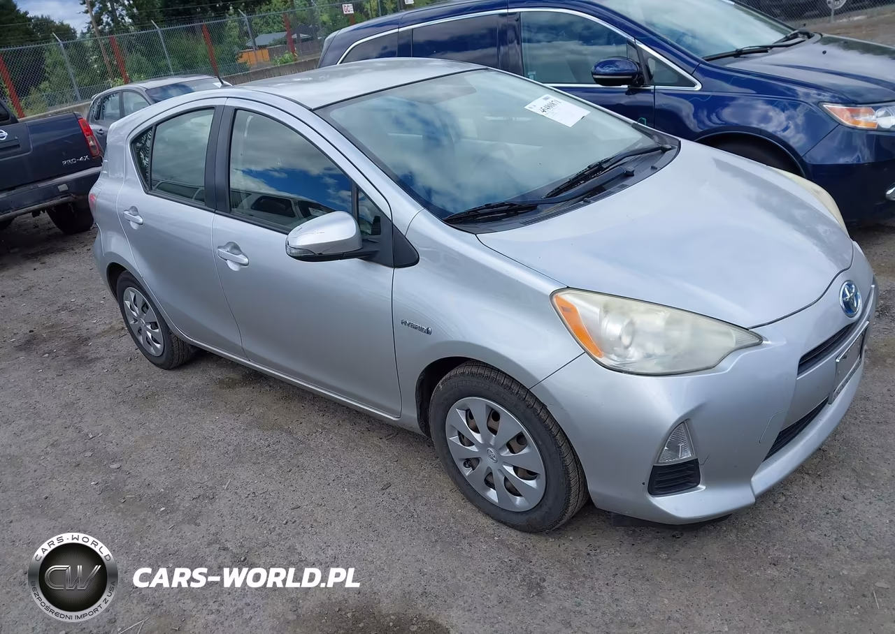 2013 Toyota Prius C Two
