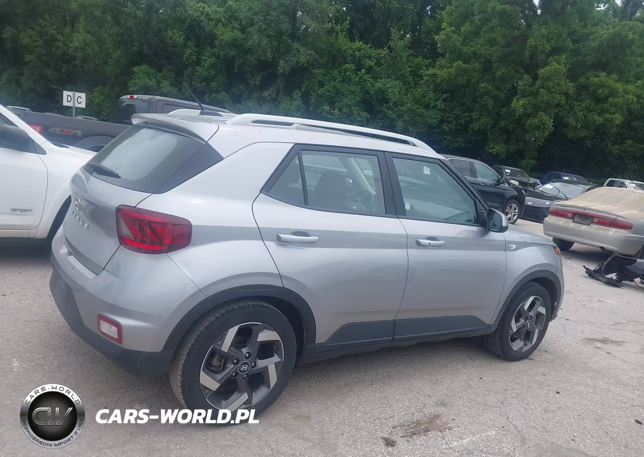 2025 Hyundai Venue Sel VIN:KMHRC8A30SU393155 - 13