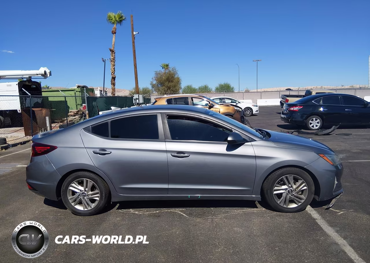 2019 Hyundai Elantra Sel VIN:5NPD84LF8KH422492 - 13