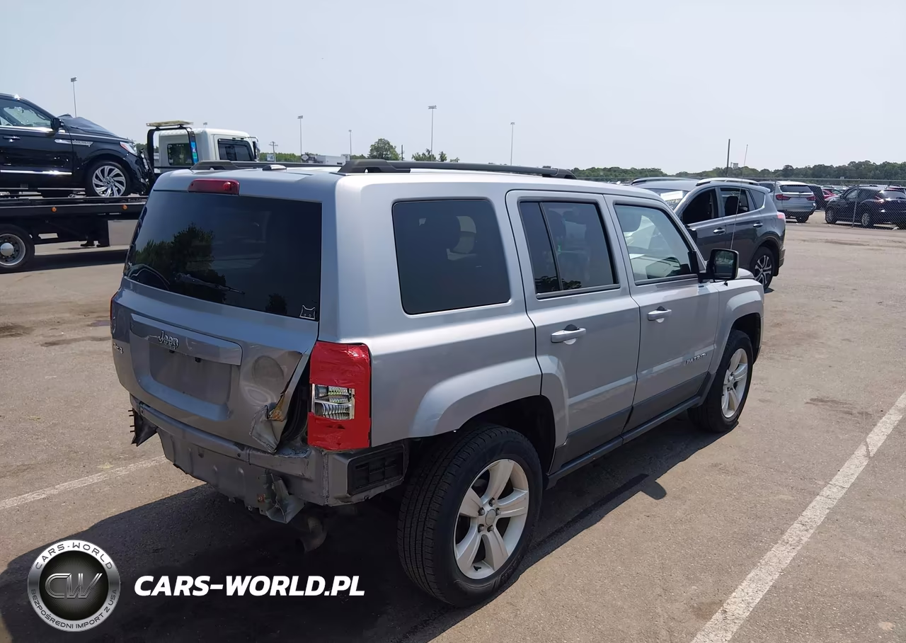 2015 Jeep Patriot Sport VIN:1C4NJRBBXFD317341 - 6