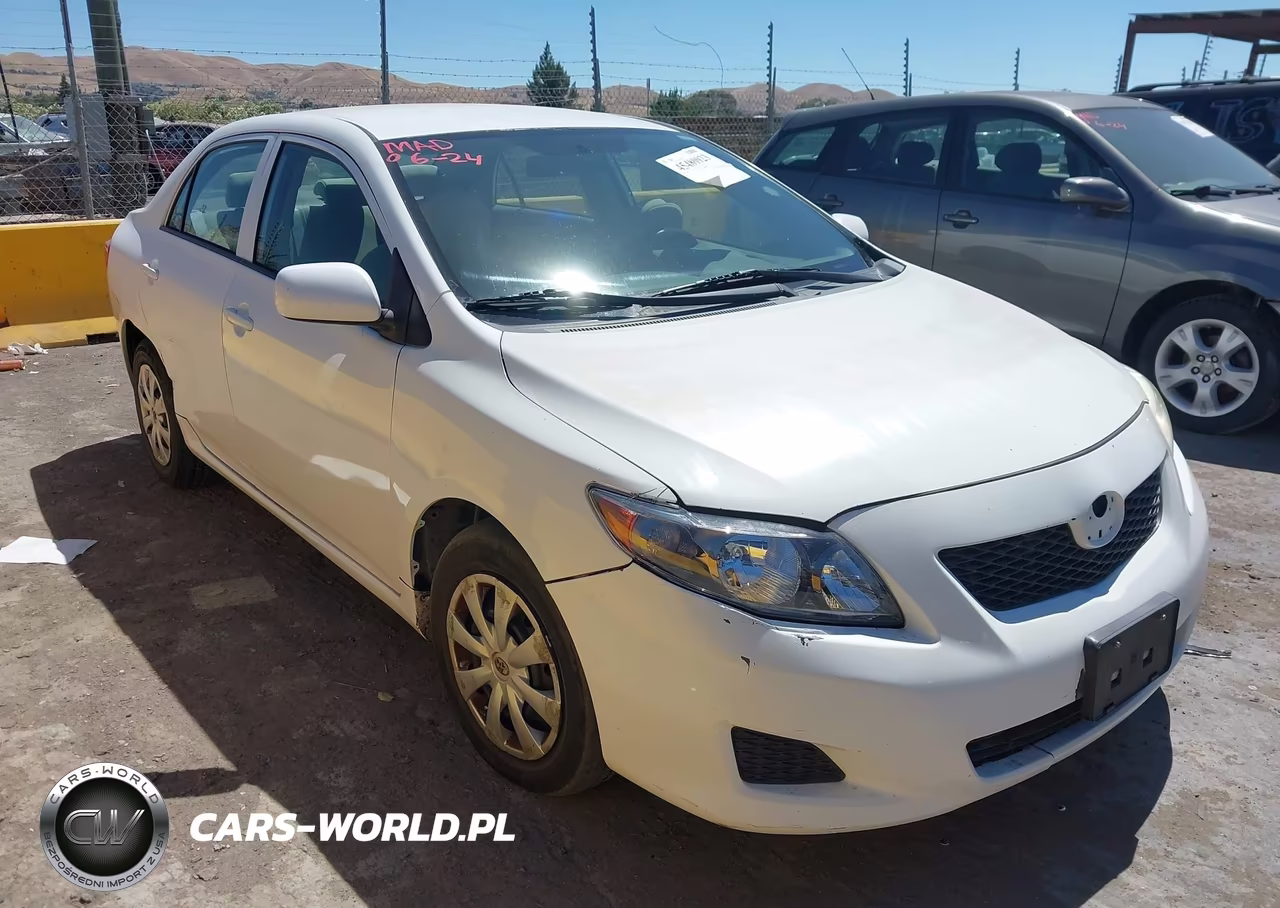 2010 Toyota Corolla Le – zdjęcie 1 z 11