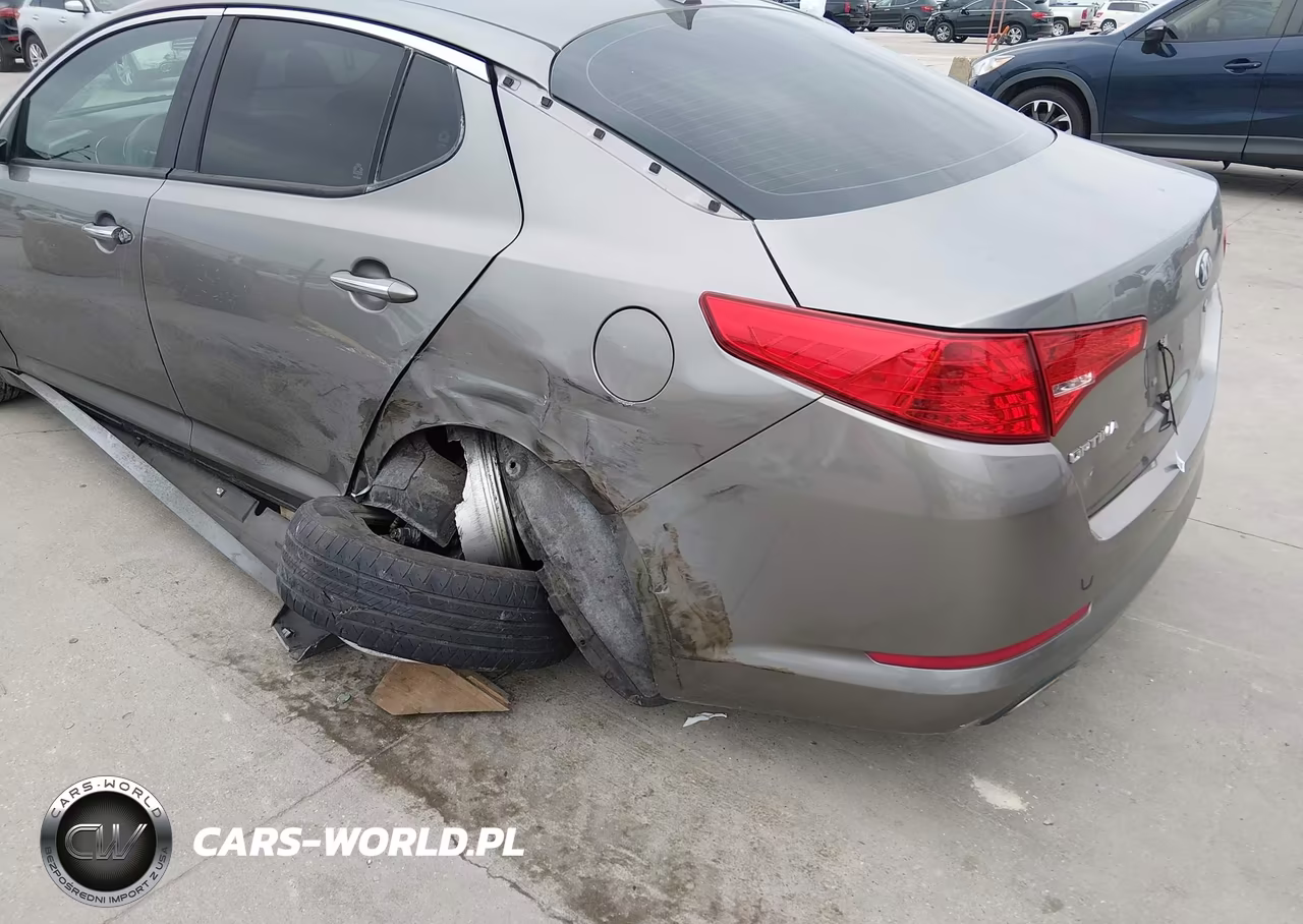 2013 Kia Optima Lx VIN:5XXGM4A70DG155691 - 17