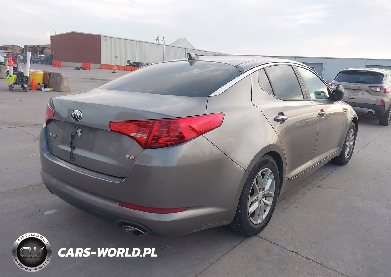 2013 Kia Optima Lx VIN:5XXGM4A70DG155691 - 4