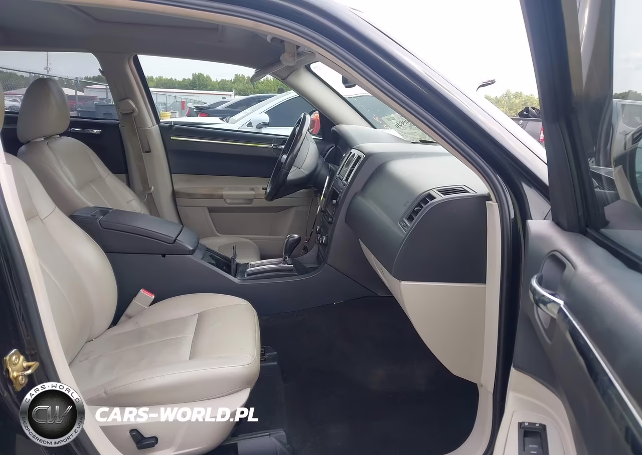 2007 Chrysler 300 Touring VIN:2C3KK53G97H632420 - 5