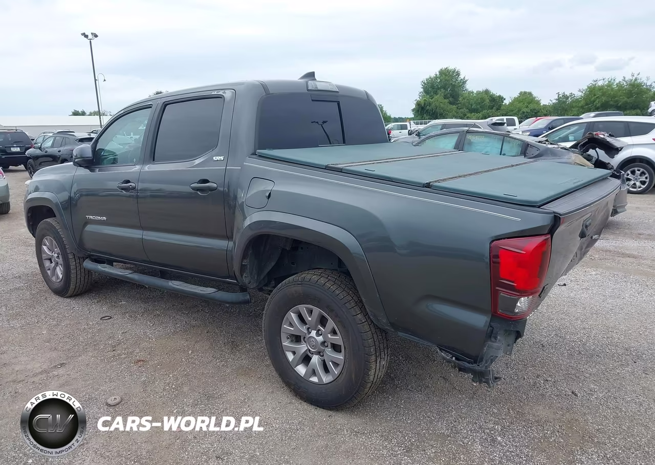 2018 Toyota Tacoma Sr5 V6 VIN:3TMAZ5CN9JM053440 - 3