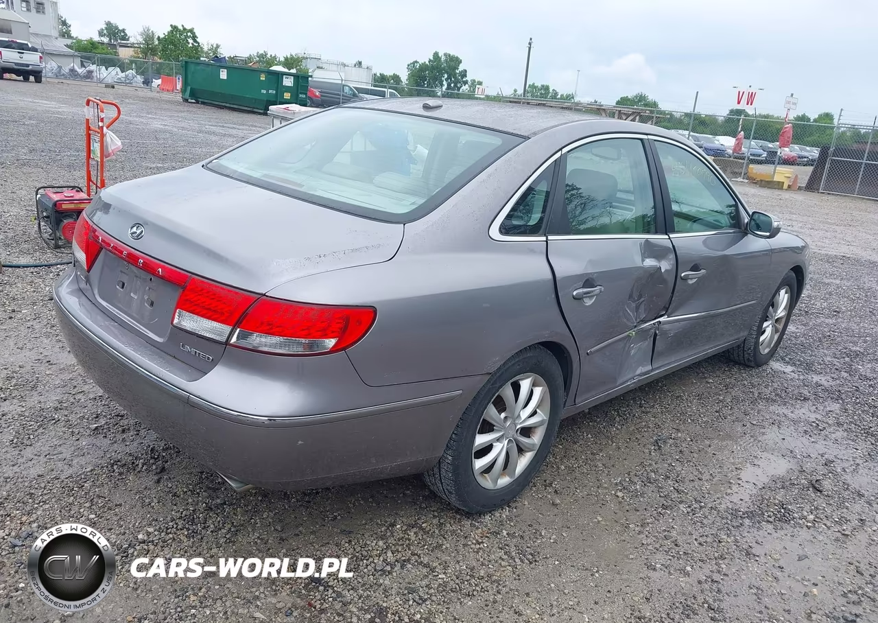 2008 Hyundai Azera Limited VIN:KMHFC46F78A290310 - 4