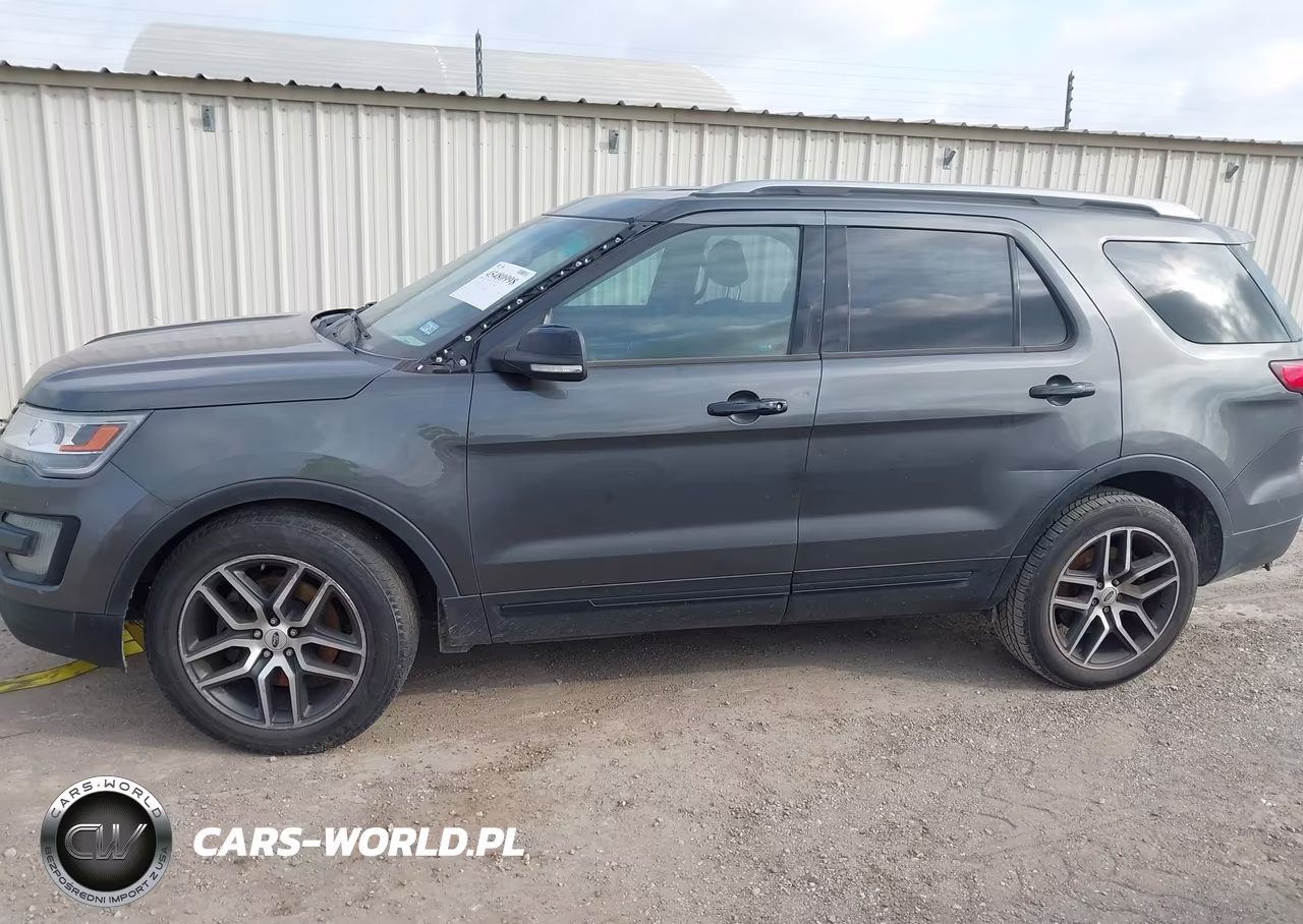 2017 Ford Explorer Sport VIN:1FM5K8GT8HGA22230 - 14