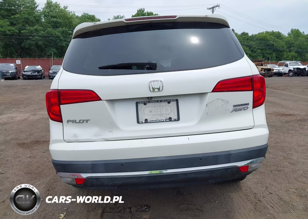 2017 Honda Pilot Touring VIN:5FNYF6H99HB099437 - 16