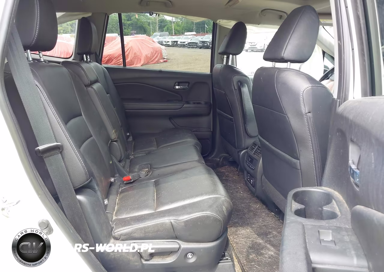 2017 Honda Pilot Touring VIN:5FNYF6H99HB099437 - 8