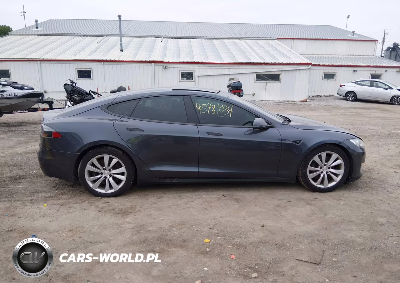 2015 Tesla Model S 70D-85D-P85D VIN:5YJSA1S29FF093993 - 13