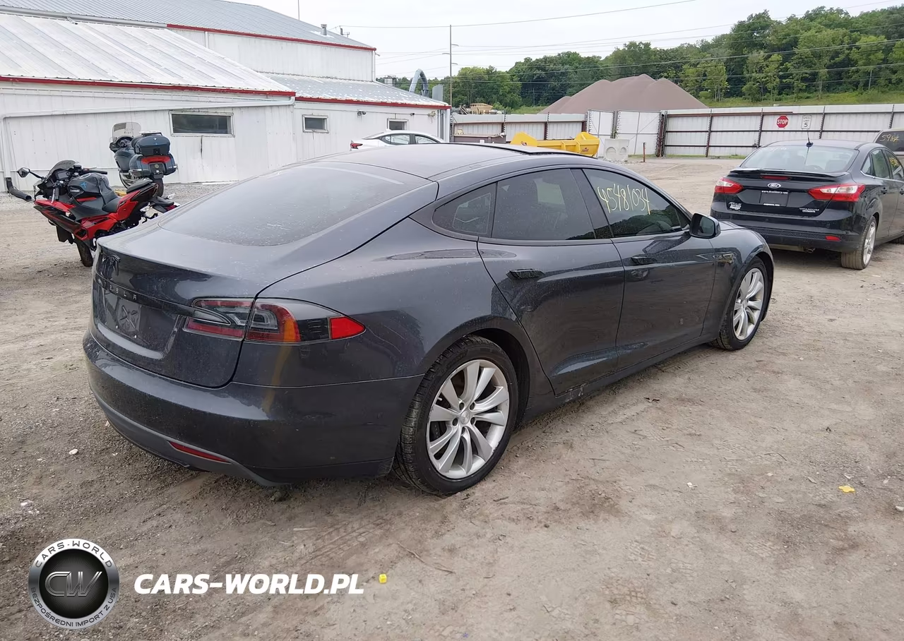 2015 Tesla Model S 70D-85D-P85D VIN:5YJSA1S29FF093993 - 4