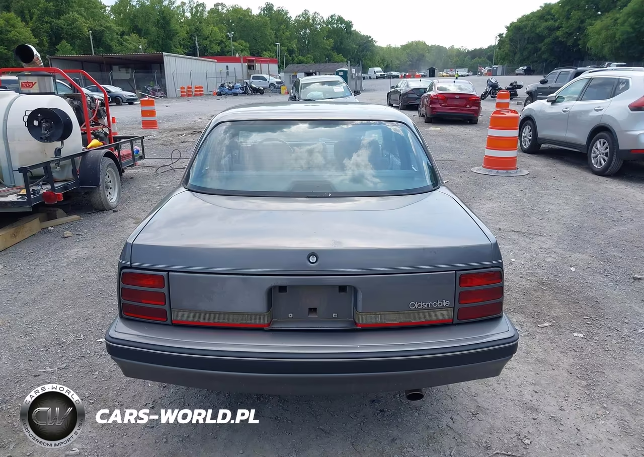 1991 Oldsmobile Cutlass Ciera S VIN:1G3AJ54N2M6335607 - 16