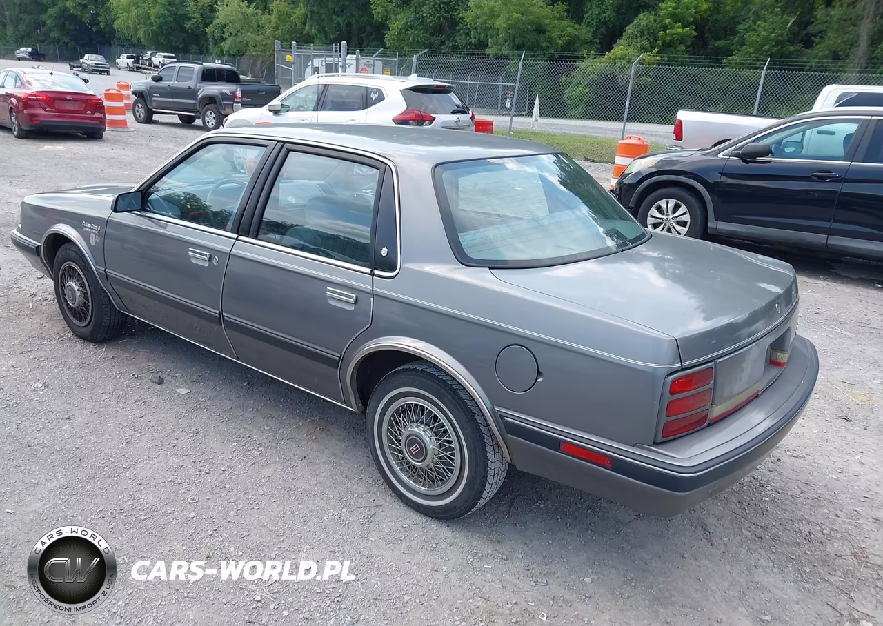 1991 Oldsmobile Cutlass Ciera S VIN:1G3AJ54N2M6335607 - 3
