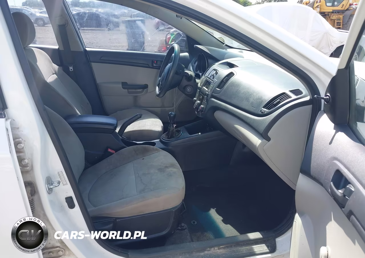 2010 Kia Forte Lx VIN:KNAFT4A23A5063538 - 5