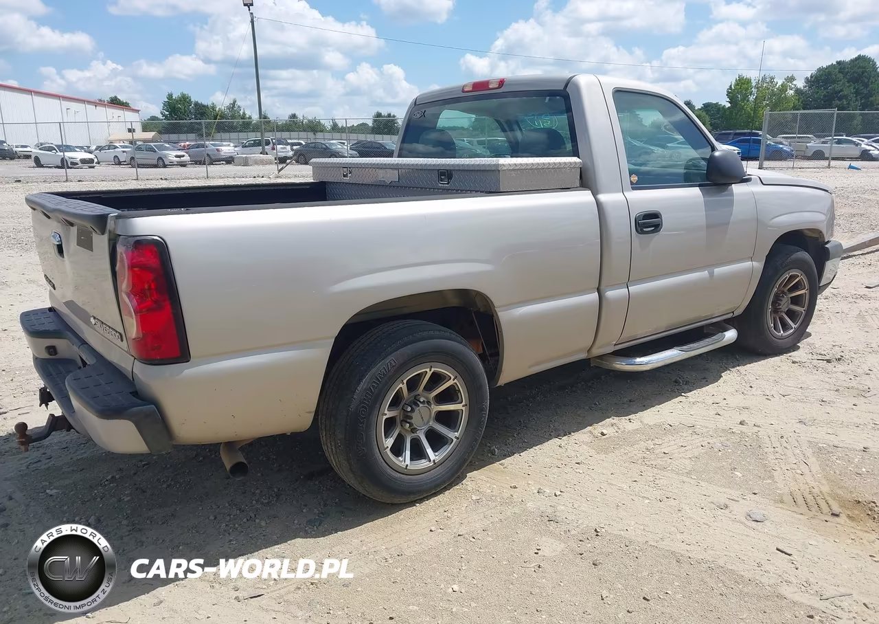 2007 Chevrolet Silverado 1500 Classic Work Truck VIN:1GCEC14X27Z138042 - 4