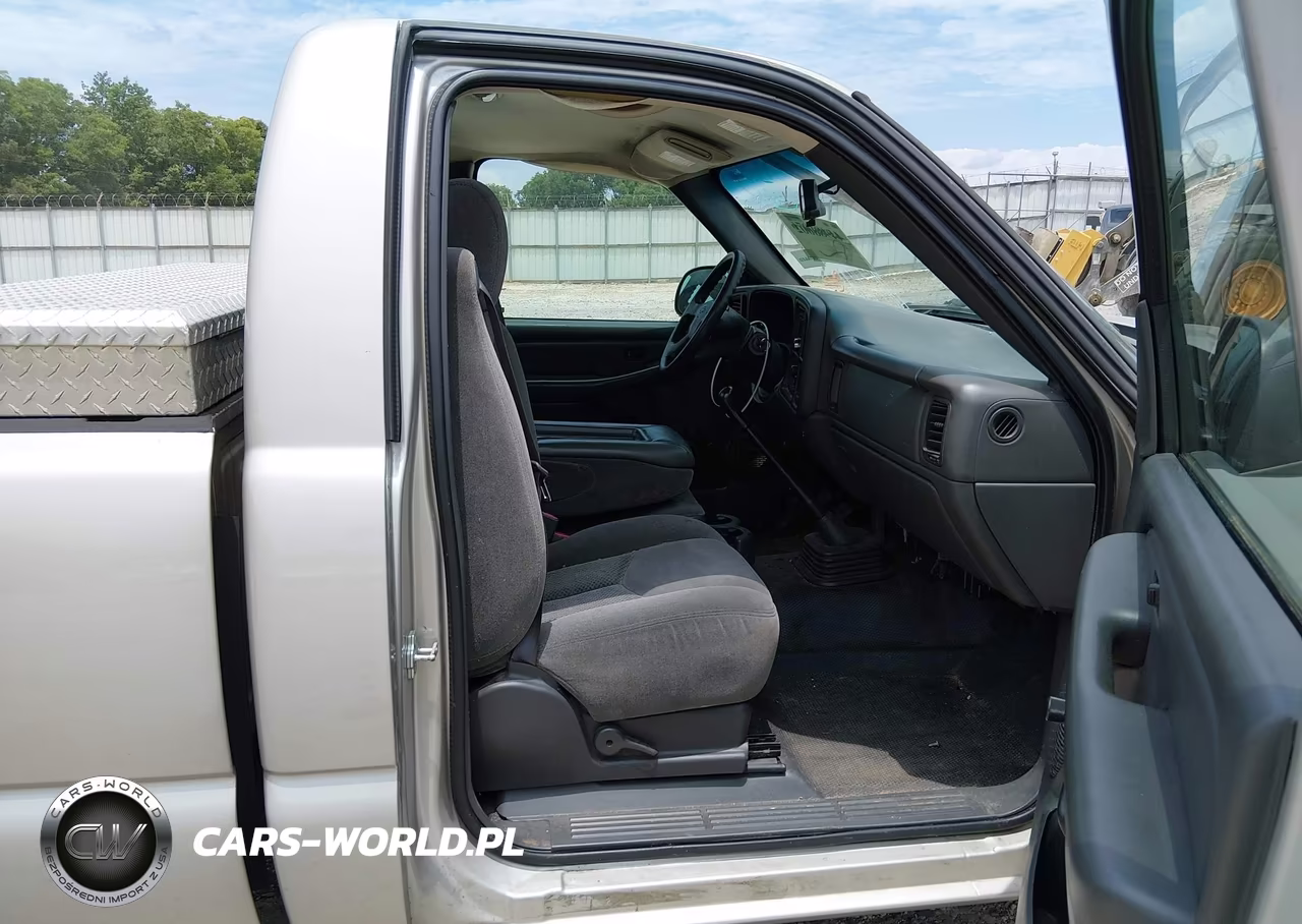 2007 Chevrolet Silverado 1500 Classic Work Truck VIN:1GCEC14X27Z138042 - 5