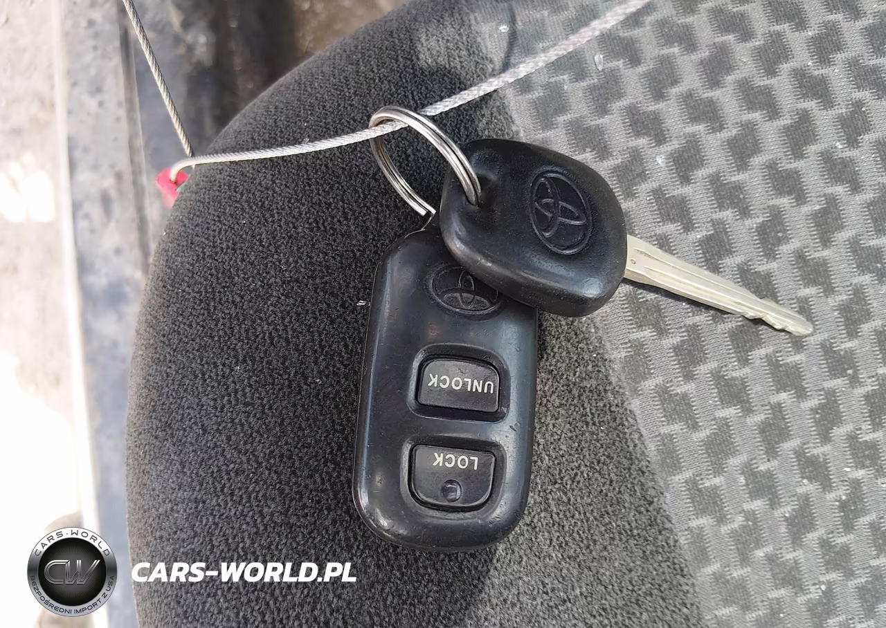2007 Toyota Corolla S VIN:1NXBR30E57Z819872 - 11