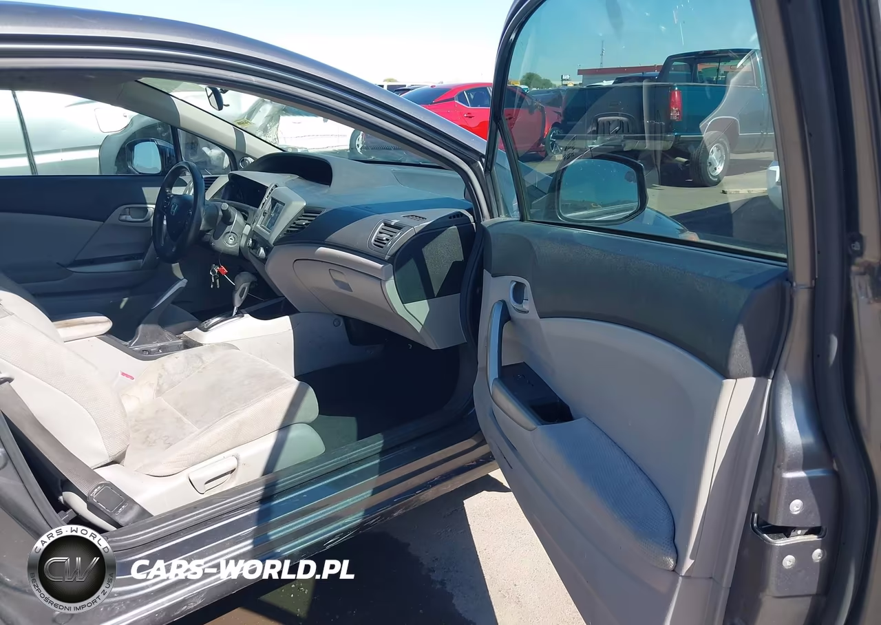 2012 Honda Civic Lx VIN:2HGFG3B56CH530510 - 5