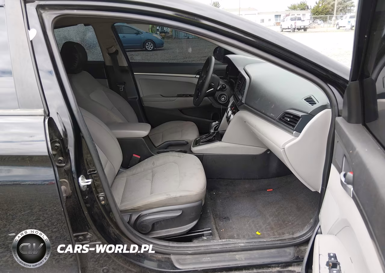2019 Hyundai Elantra Se VIN:KMHD74LFXKU841285 - 5
