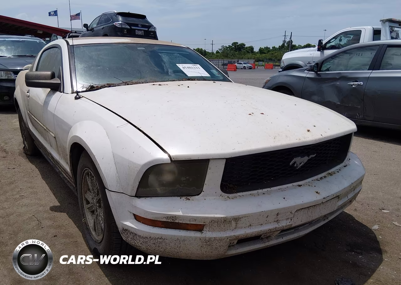 2005 Ford Mustang V6 Deluxe-V6 Premium